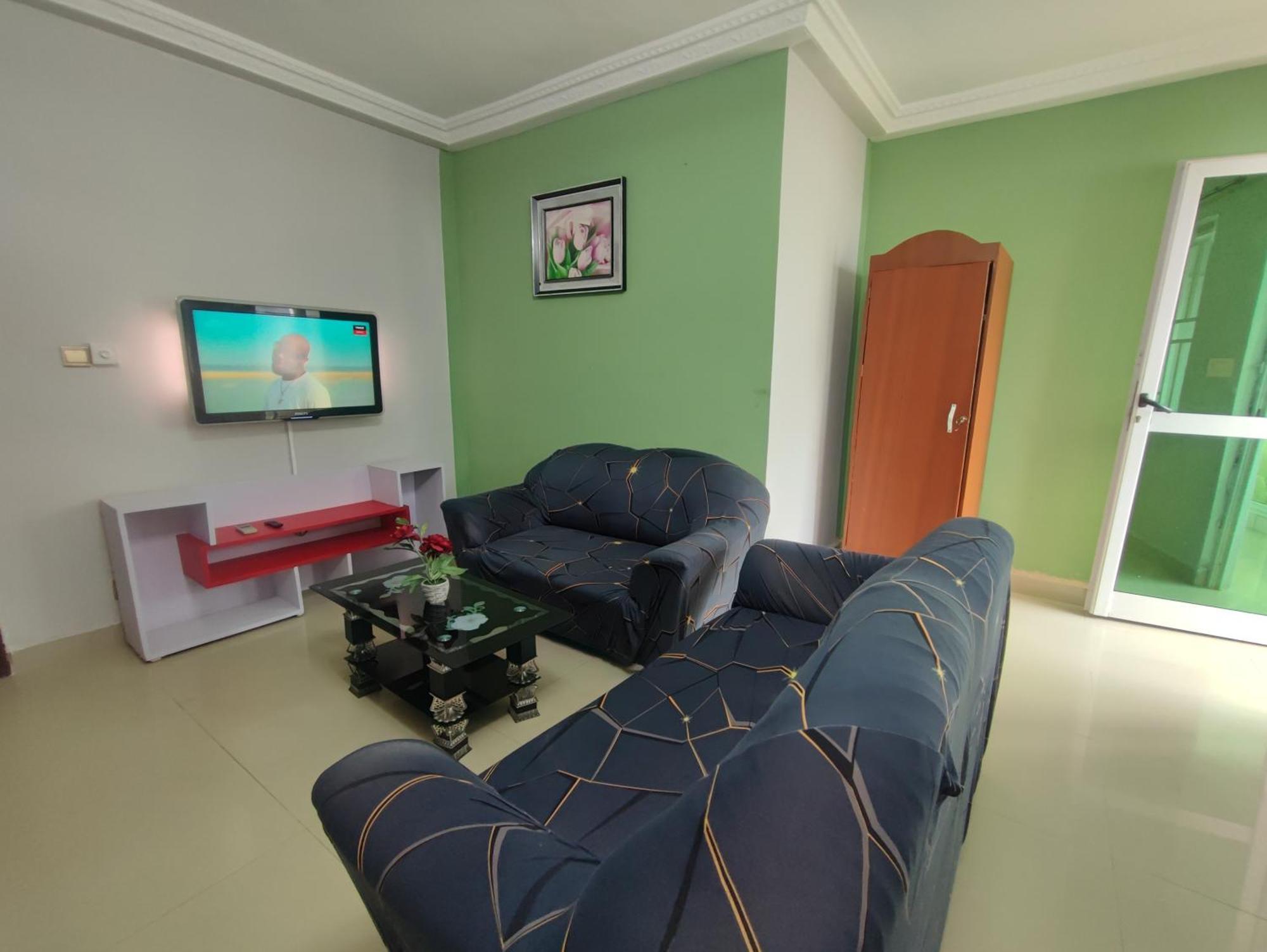 Hotel Ellisa Hospitality And Spa Akkra Exterior foto